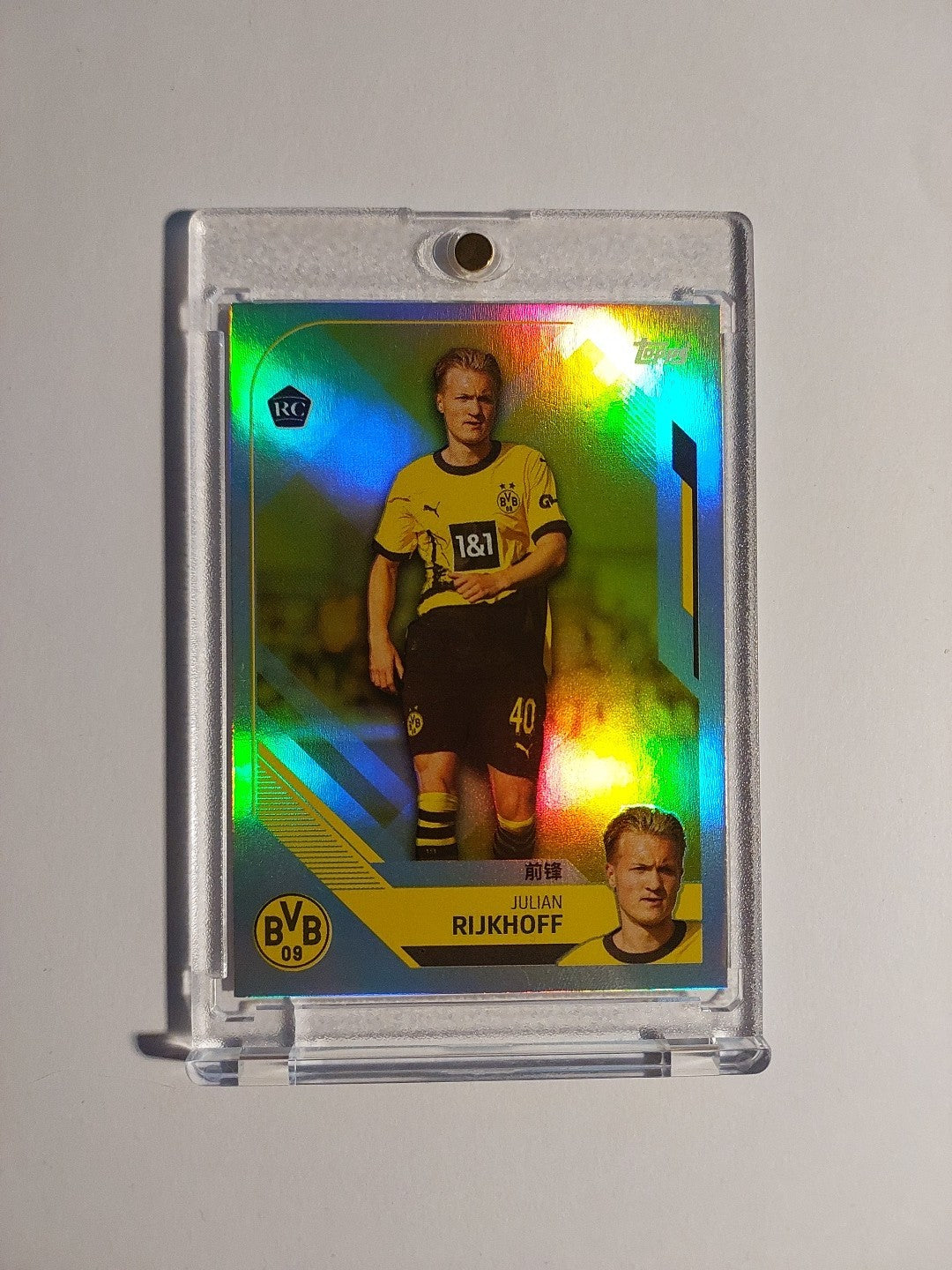 Topps Dortmund 2023-24 Julian Rijkhoff Parallel Refractor Insert Rare Rookie Hit – Bild 1