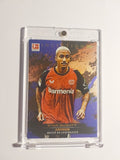 Topps Inception Bundesliga 24-25 Arthur Leverkusen Nummeriert 38/49 Parallel – Bild 1
