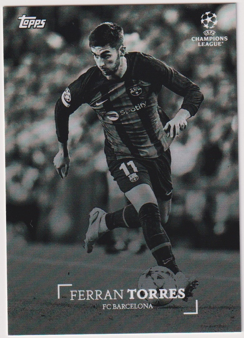 Topps 2022-23 Ferran Torres FC Barcelona Parallel Rare – Bild 1