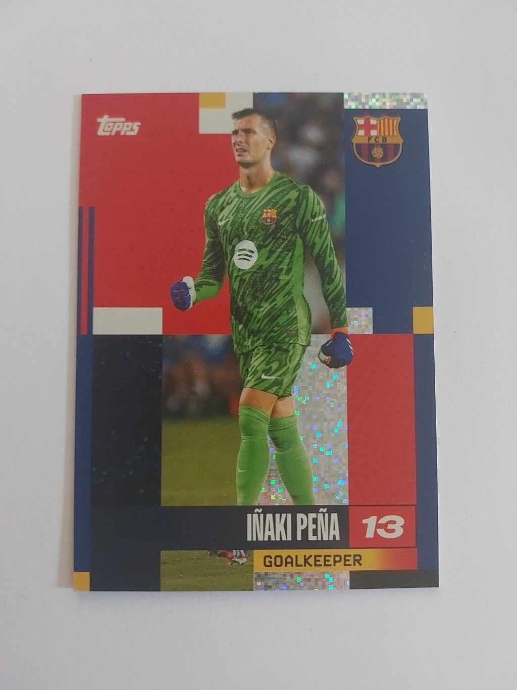 Topps Barcelona Team Set 2024-25 Inaki Pena Static Foil Parallel Refractor – Bild 1