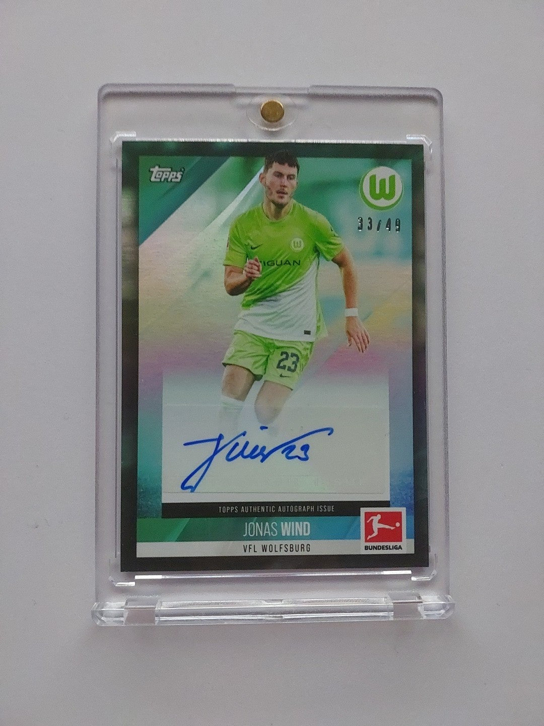 Topps Bundesliga 2023-24 Jonas Wind Vfl Wolfsburg (Parallel: 33/49 + Auto) – Bild 1
