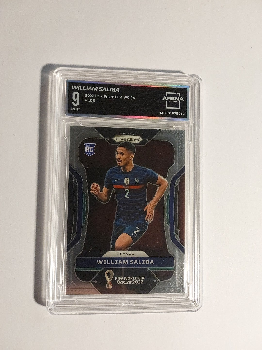 Panini WM 2022 William Saliba Frankreich Arena Club Grading 9 Parallel Rookie – Bild 1