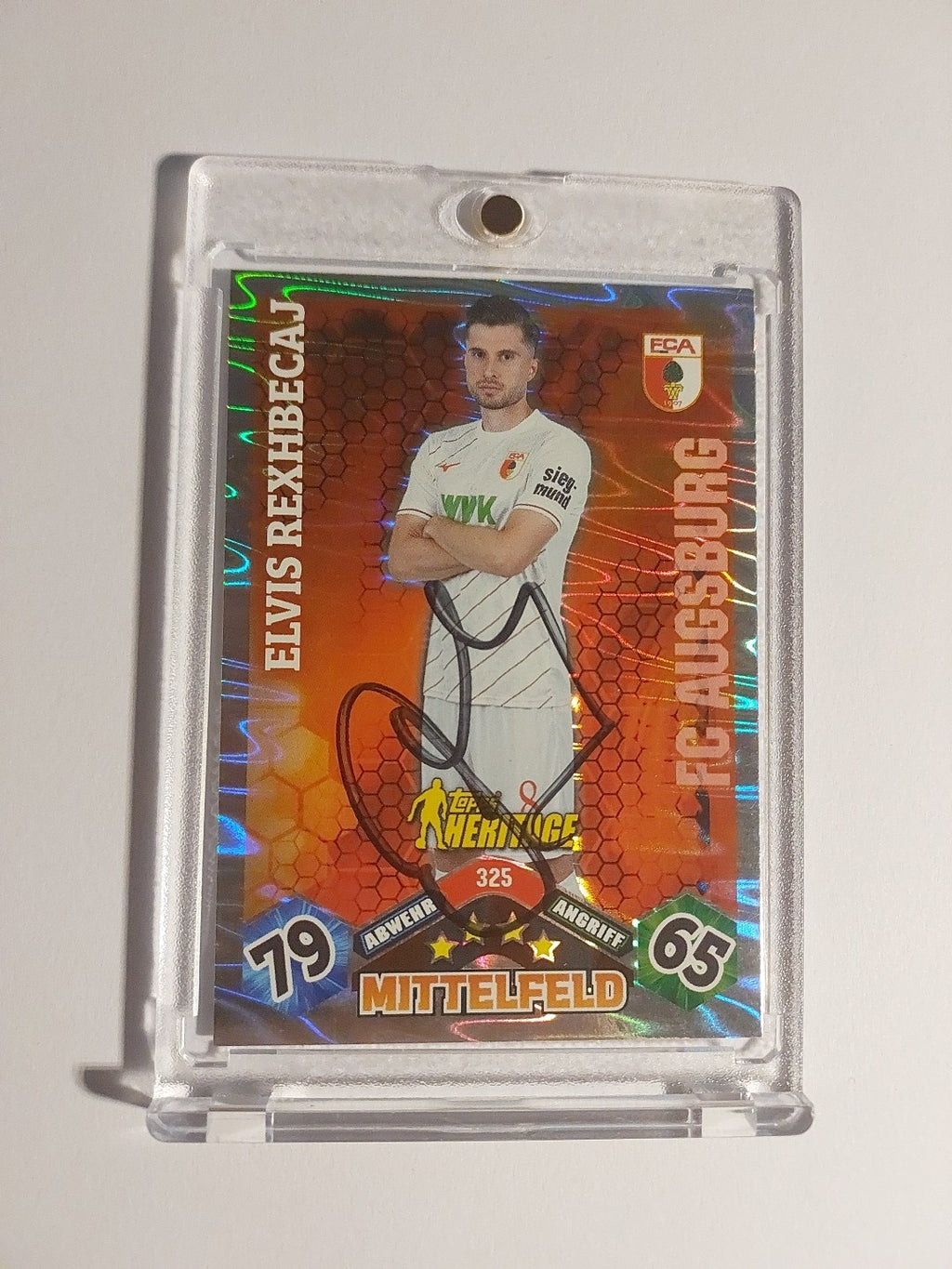 Topps 2024-25 Elvis Rexhbecaj FC Augsburg On Card Auto Parallel Ultra Rare – Bild 1