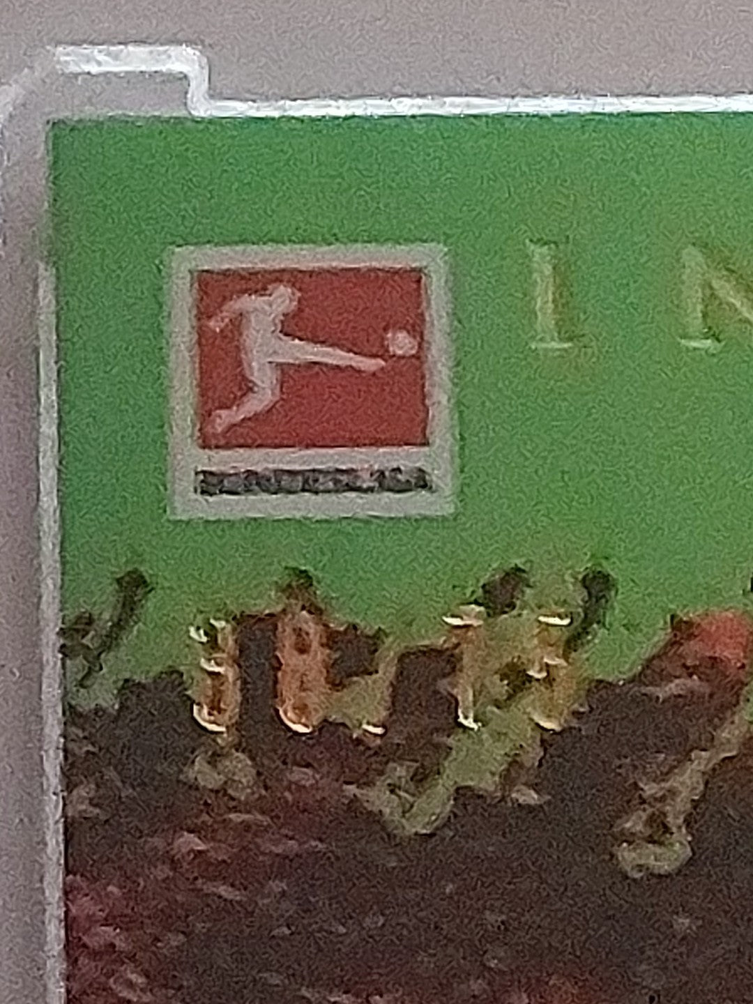 Topps Inception Bundesliga 24-25 Samuel Essende Augsburg Nummeriert 38/75 – Bild 2