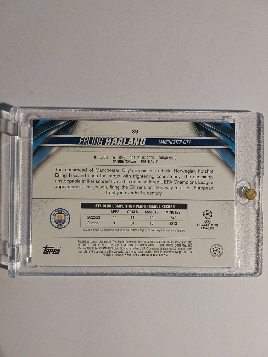 Topps UCC 2023-24 Erling Haaland Manchester City Parallel Ultra Rare Hit – Bild 2