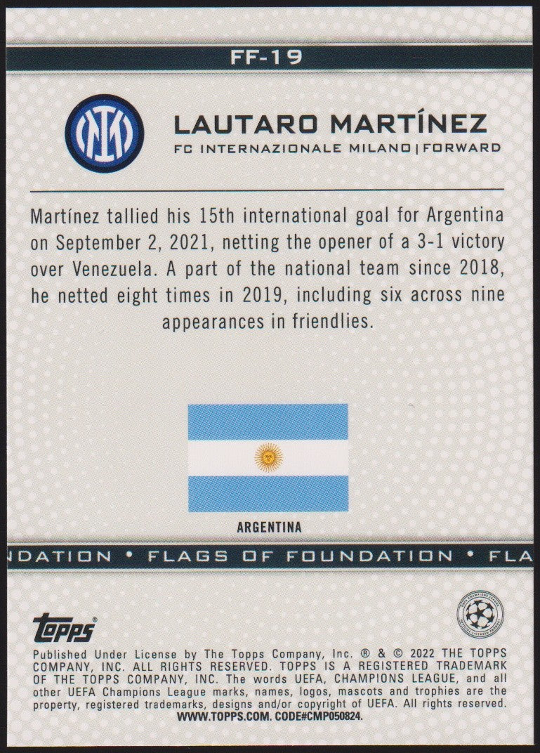 Topps Flags of 2021-22 Lautaro Martínez FC Internazionale Milano Parallel – Bild 2