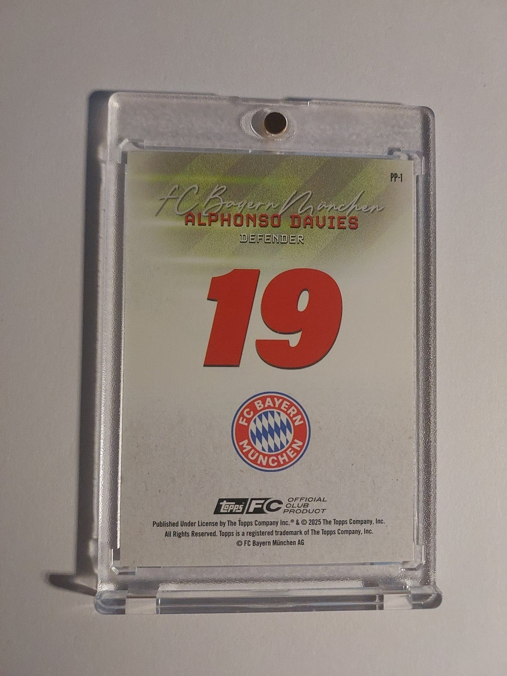 Topps Bayern Team Set 2025-26 Alphonso Davies Parallel 1/50 Refractor Ultra Rare – Bild 2
