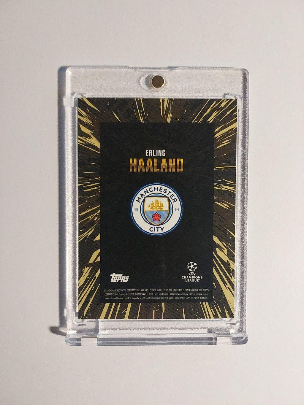 Topps UCC Gold 2023-24 Erling Haaland Manchester City Parallel Ultra Rare Hit – Bild 2