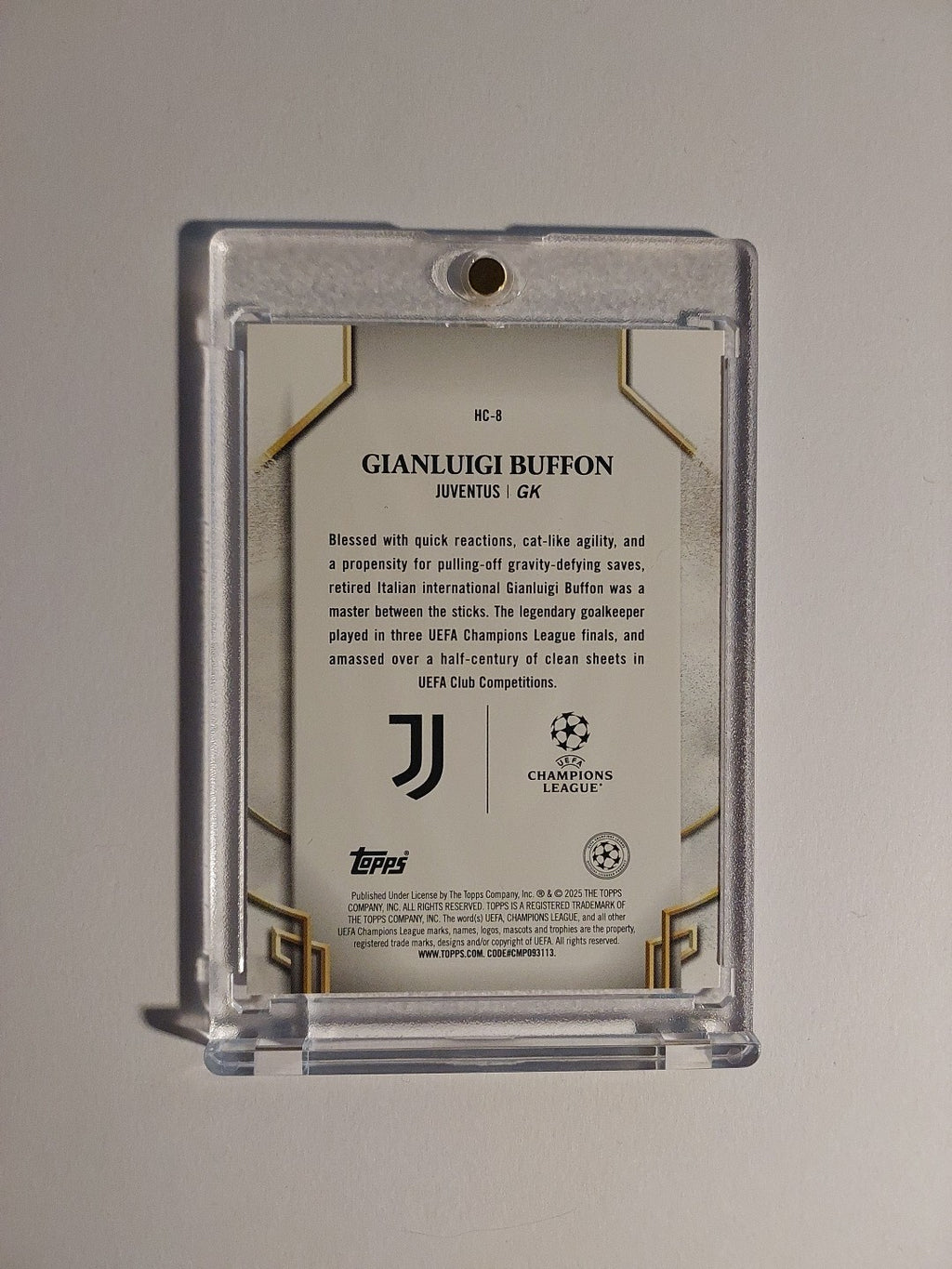 Topps UCC Flagship 2024-25 Gianluigi Buffon Juventus Parallel Ultra Rare Hit – Bild 2