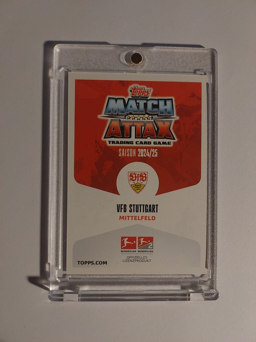 Topps Match Attax 2023-24 Atakan Karazor VFB Stuttgart (On Card Auto) – Bild 2