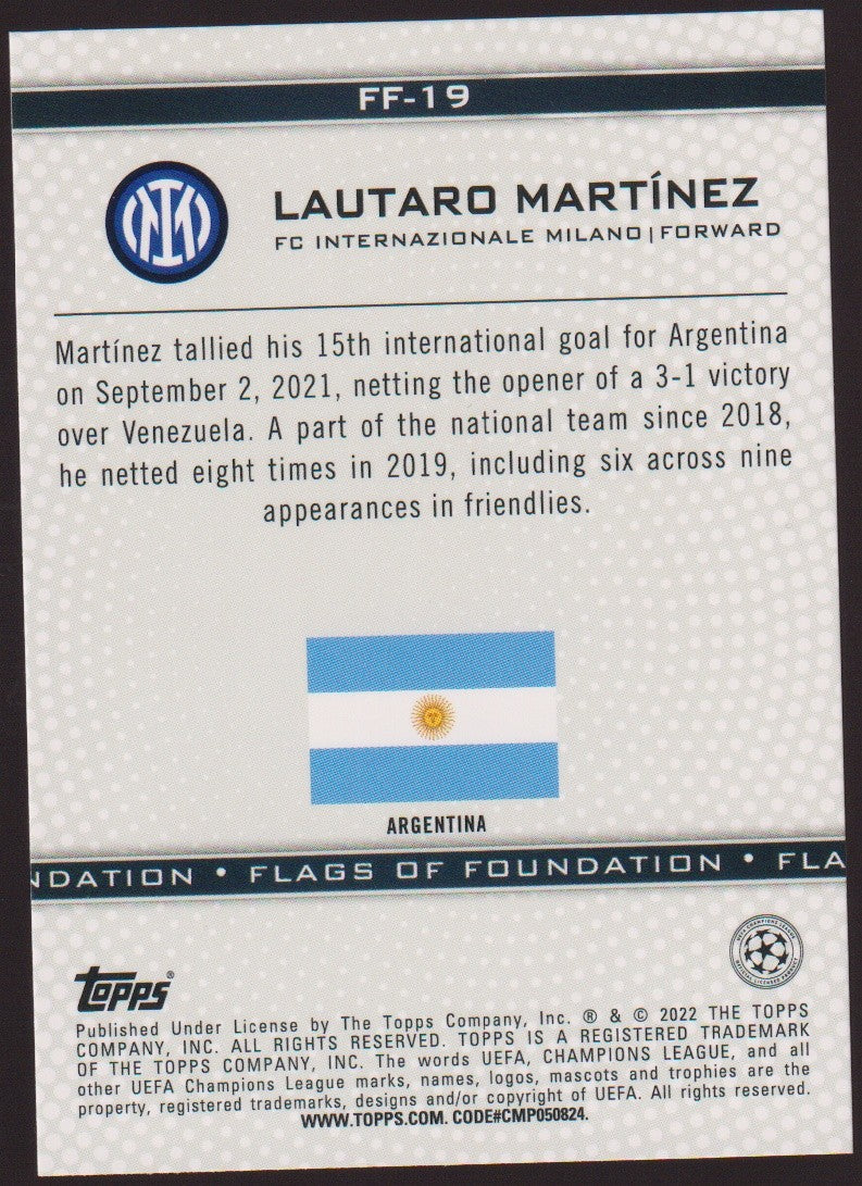 Topps Flags of 2021-22 Lautaro Martínez FC Internazionale Milano Parallel – Bild 2