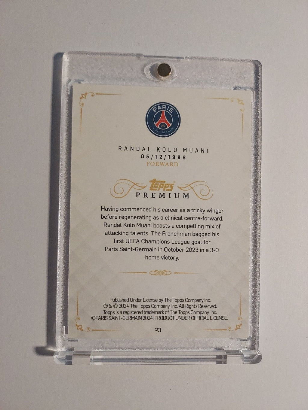 Topps PSG Premium 2023-24 Randal Kolo Muani Numbered 14/30 Parallel White – Bild 2