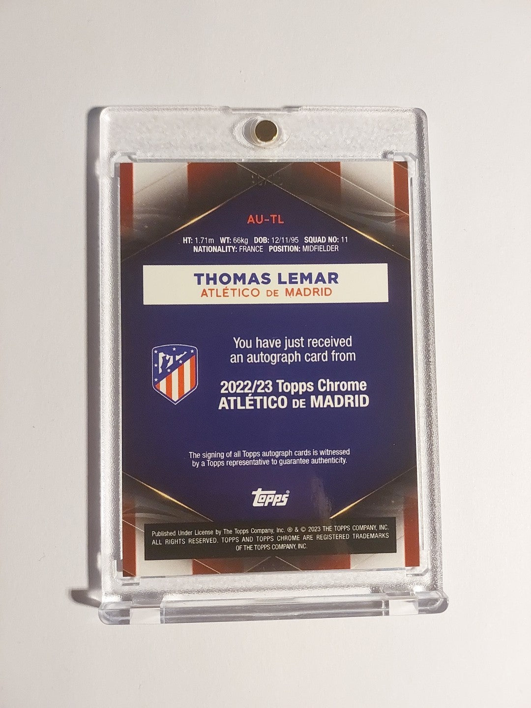 Topps Chrome 2022-23 Thomas Lemar Atletico Madrid On Card Auto Numbered 45/75 – Bild 2