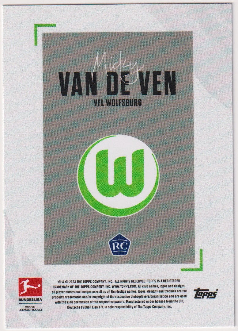 Topps Stars of the Season 2023-24 Mickey Van de Ven Rookie VfL Wolfsburg – Bild 2