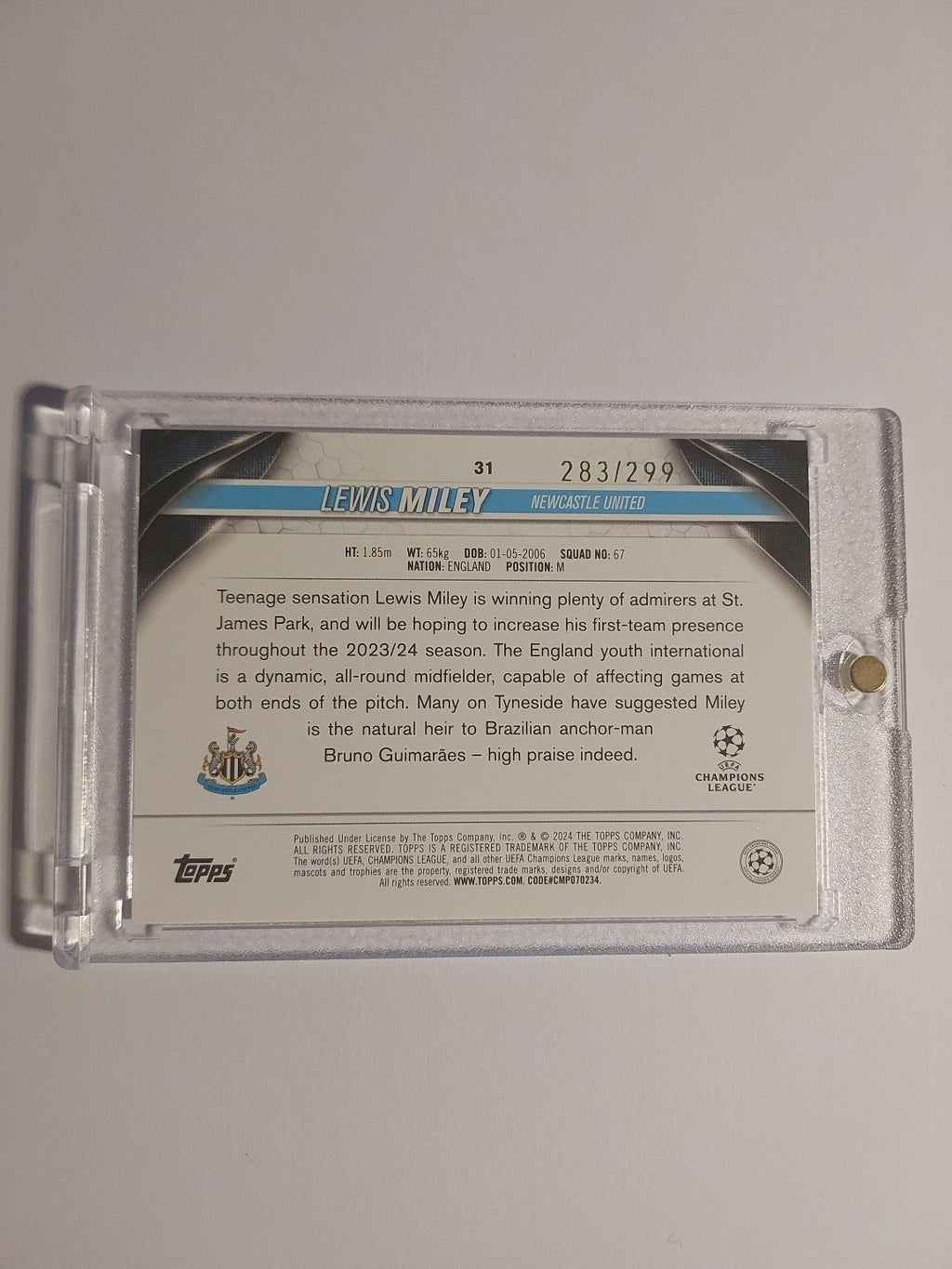 Topps UCC 2023-24 Lewis Miley Newcastle Numbered 283/299 Parallel Refractor – Bild 2