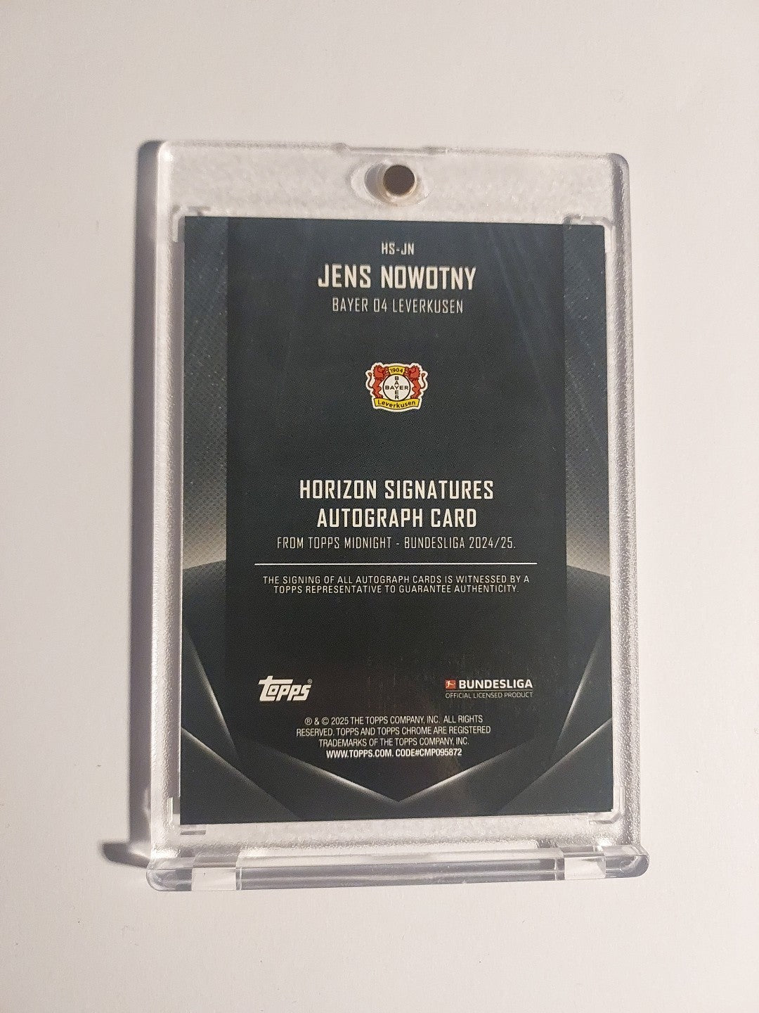 Topps Midnight Bundesliga 2024-25 Jens Nowotny Leverkusen Auto Parallel 53/99 – Bild 2
