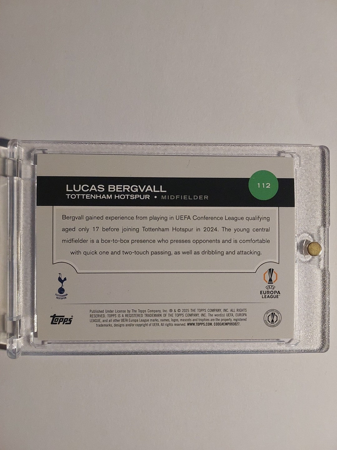 Topps UCC Flagship 2024-25 Lucas Bergvall Tottenham Parallel Refractor Rookie – Bild 2