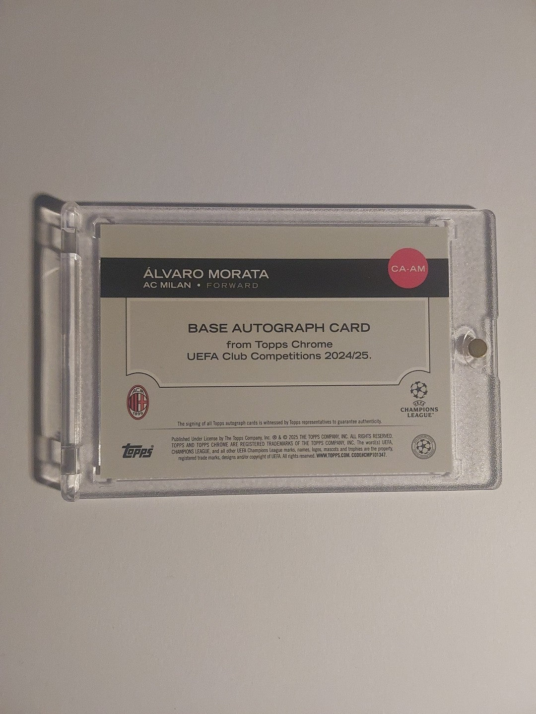 Topps UCC Flagship 24-25 Alvaro Morata AC Mailand Auto Numbered 29/75 Refractor – Bild 2