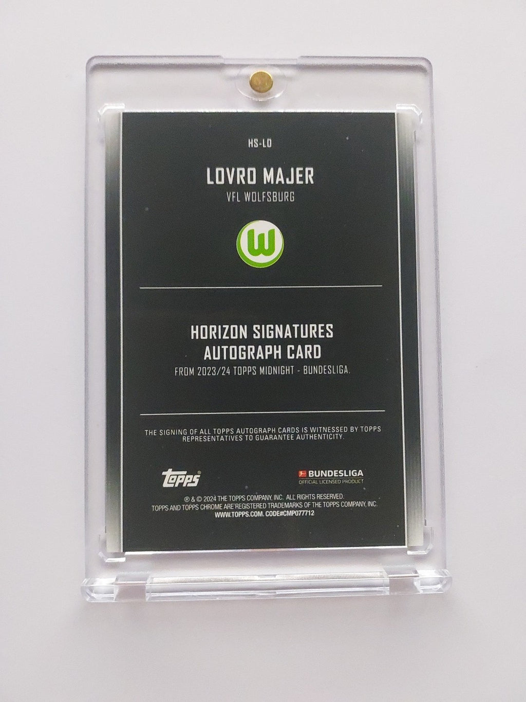 Topps Midnight Bundesliga 2023-24 Lovro Majer Wolfsburg Auto Nummeriert 31/99 – Bild 2