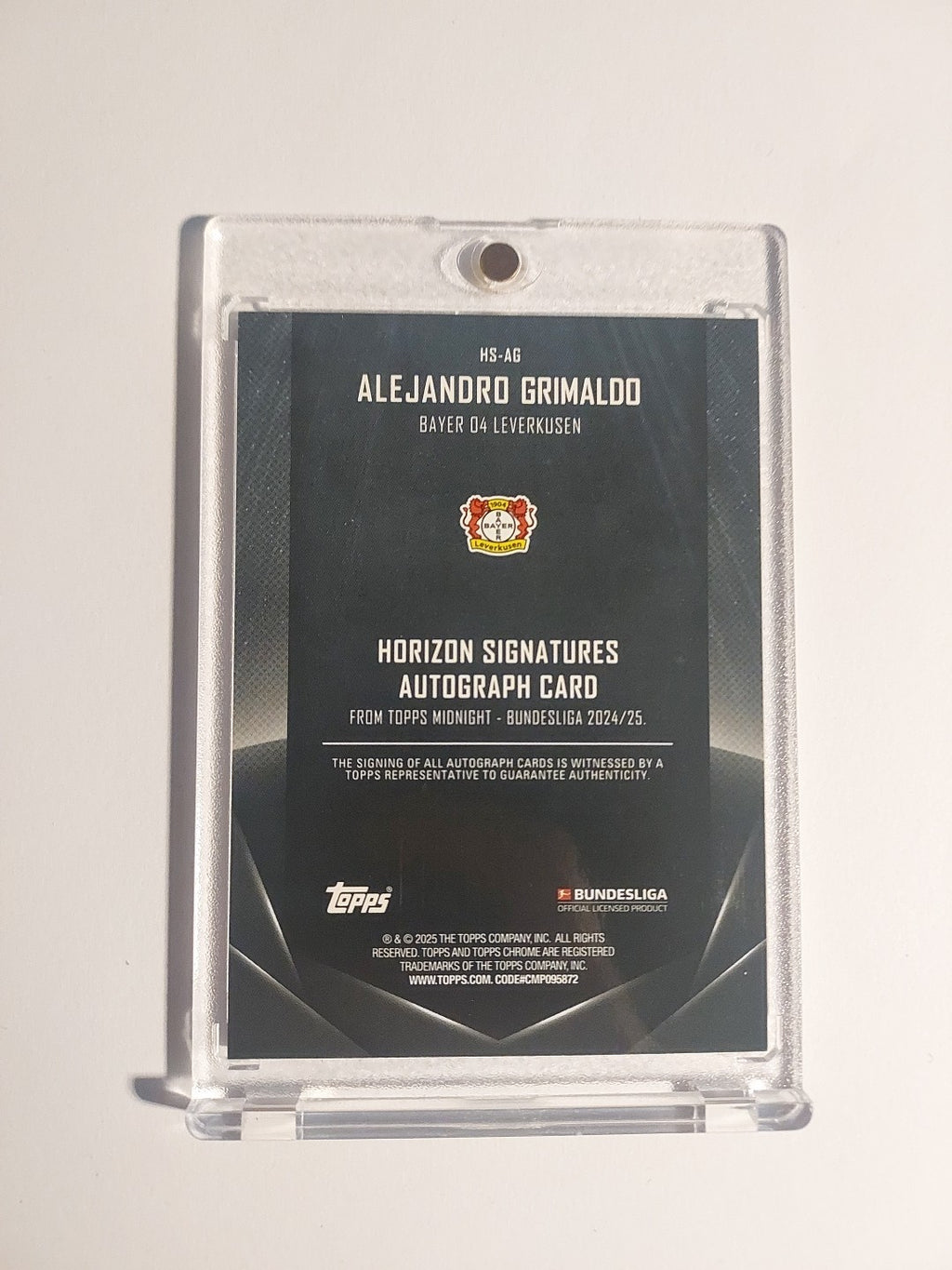 Topps Midnight Bundesliga 24-25 Alejandro Grimaldo Leverkusen Auto Parallel /99 – Bild 2