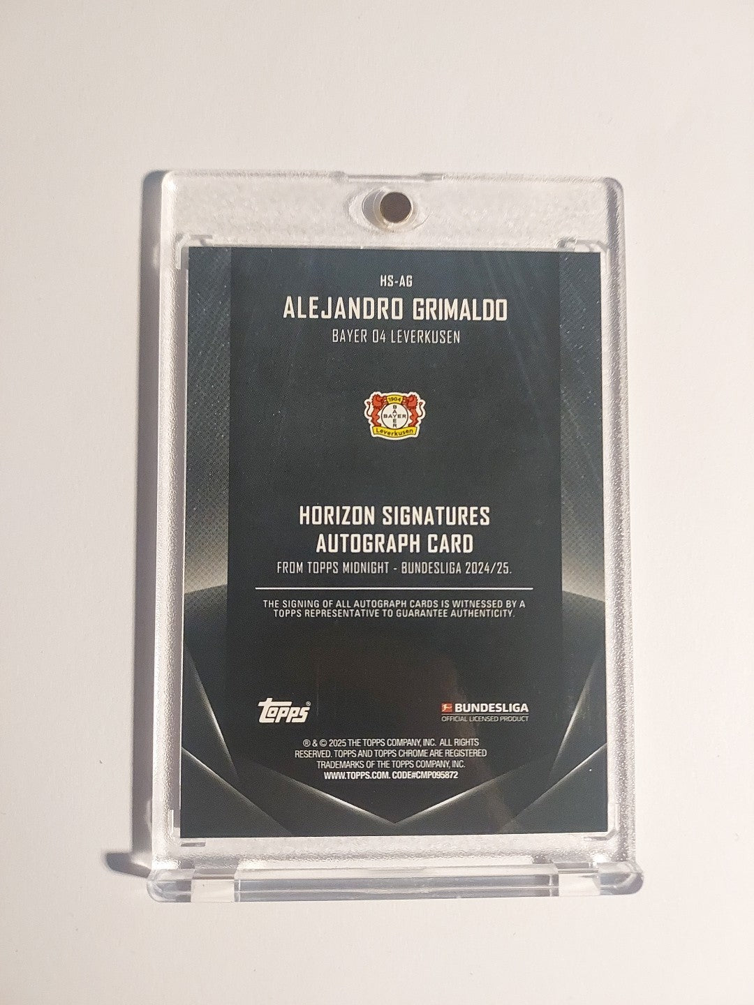 Topps Midnight Bundesliga 24-25 Alejandro Grimaldo Leverkusen Auto Parallel /99 – Bild 2