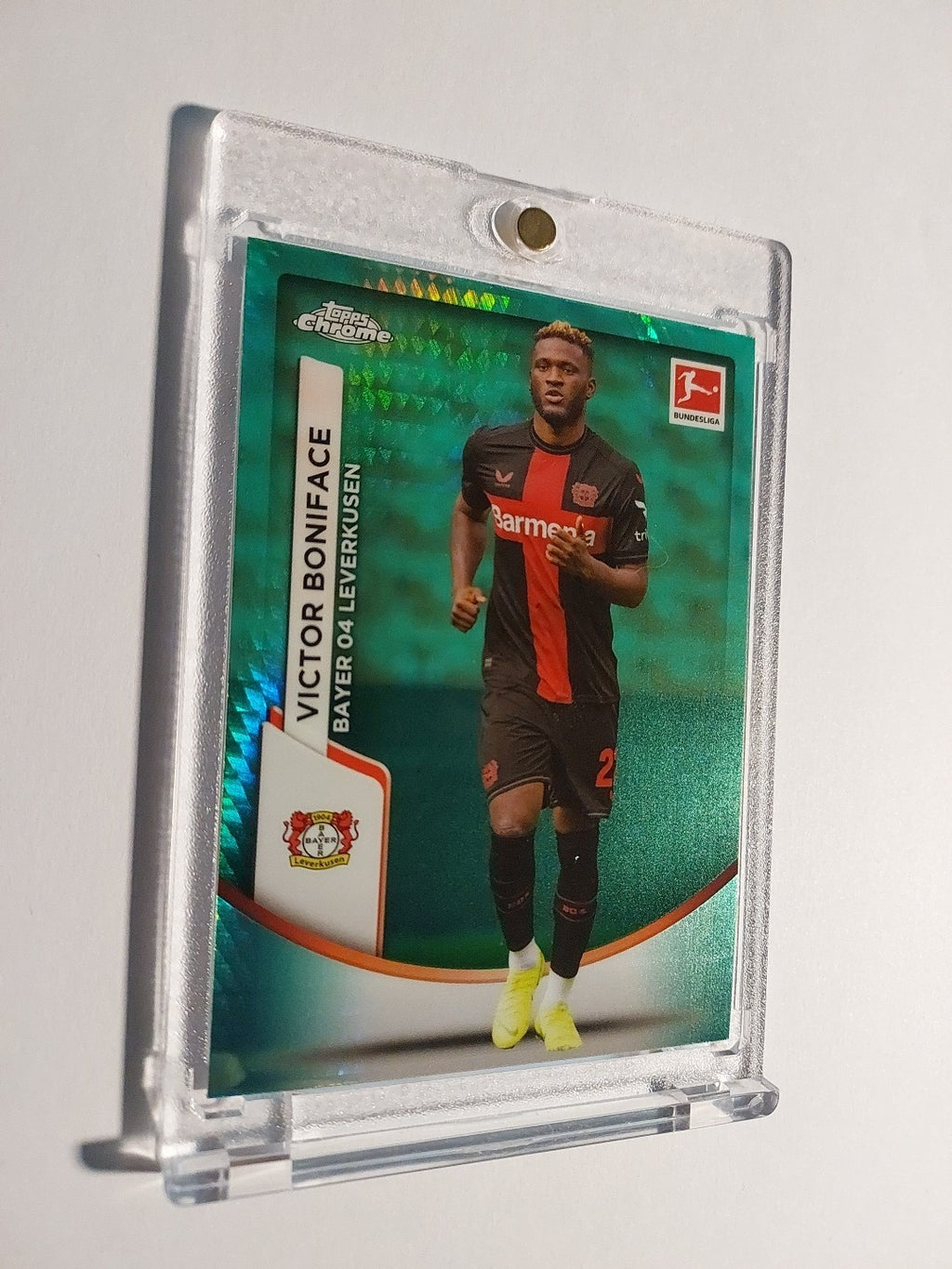 Topps Chrome Bundesliga 2023-24 Victor Boniface Leverkusen Parallel Refractor – Bild 2