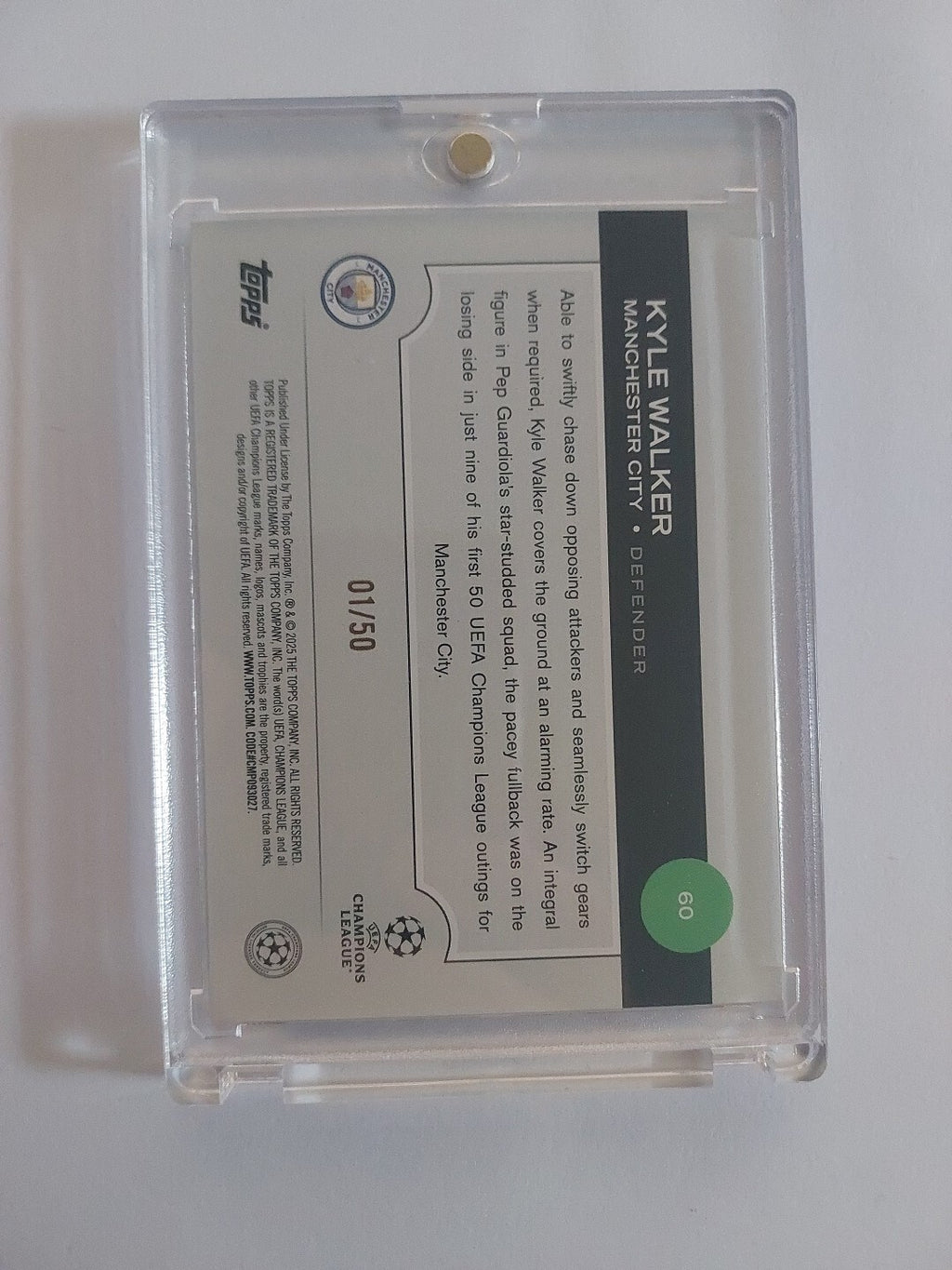 Topps UCC Flagship 2024/25 Kyle Walker Manchester City Nummeriert 1/50 Refractor – Bild 2
