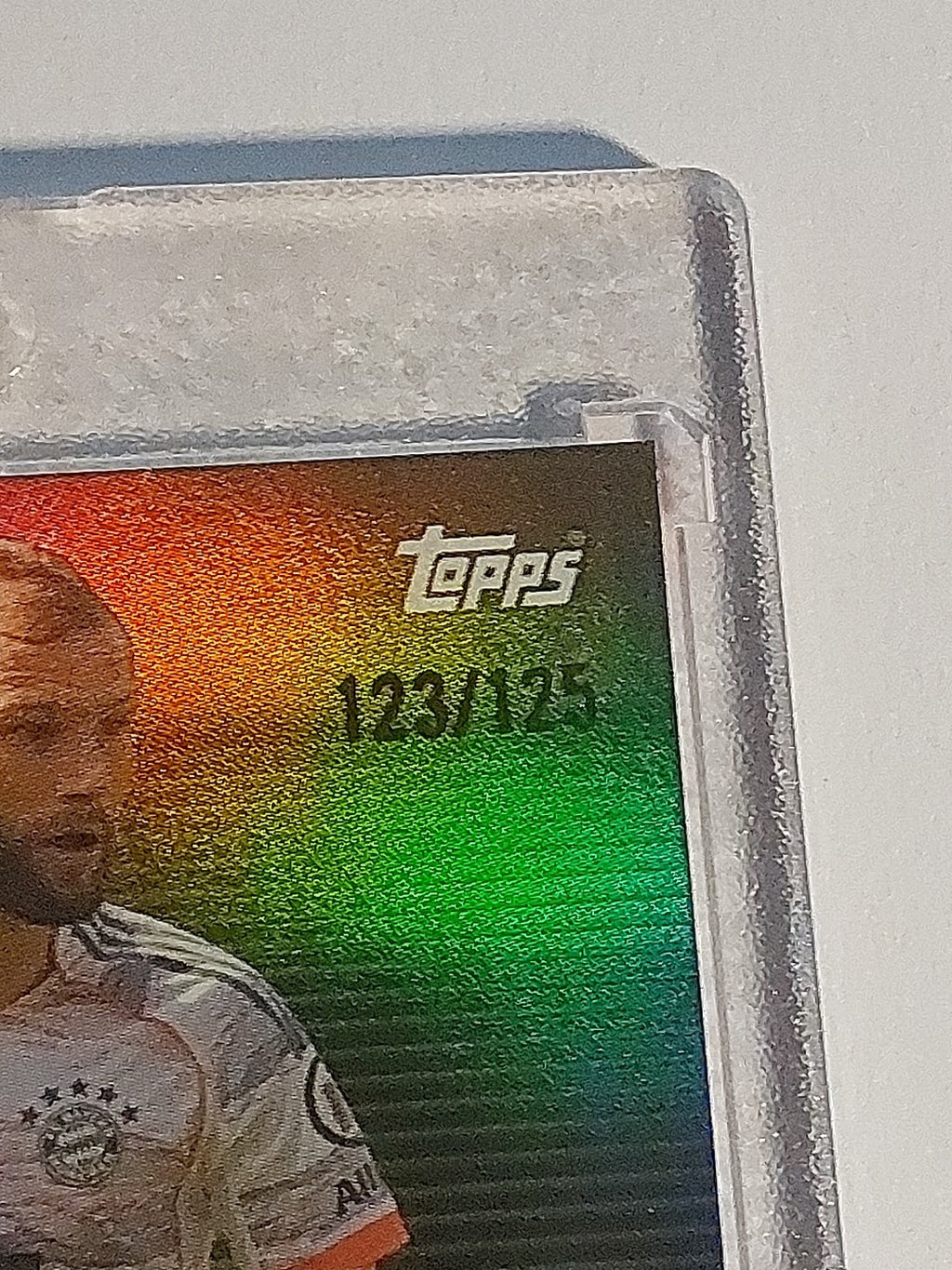 Topps Bayern Team Set 2025-26 Konrad Laimer Parallel 123/125 Refractor Rare Hit – Bild 2