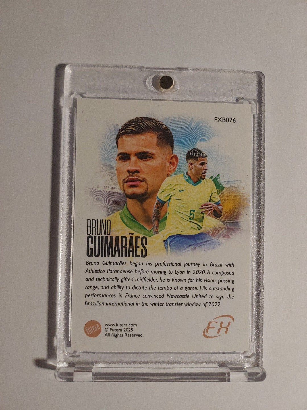 Futera Unique 2024-25 Bruno Guimaraes Brasilien Newcastle United Parallel Hit – Bild 2