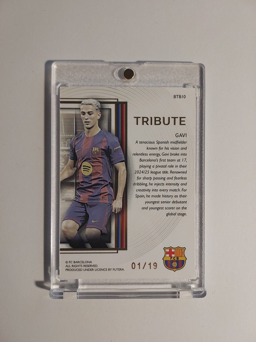 Futera Unique Barcelona 2025 Gavi Spanien Parallel 1/19 Refractor Ultra Rare Hit – Bild 2