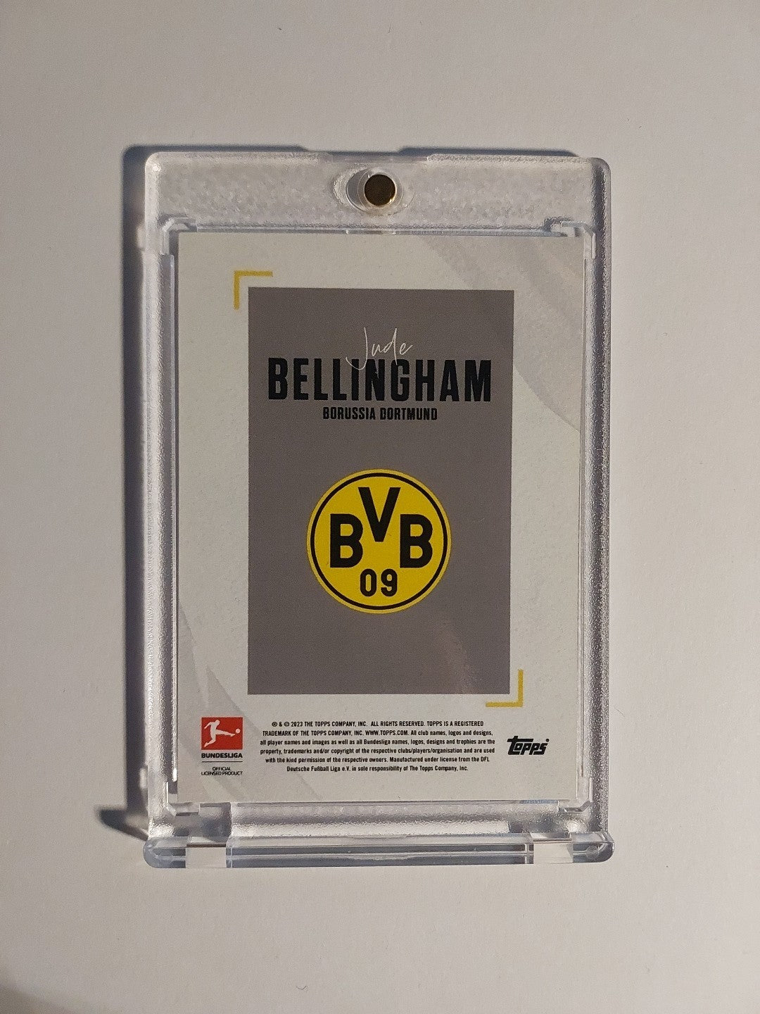 Topps Bundesliga 2022-23 Jude Bellingham Dortmund Parallel Ultra Rare Insert Hit – Bild 2