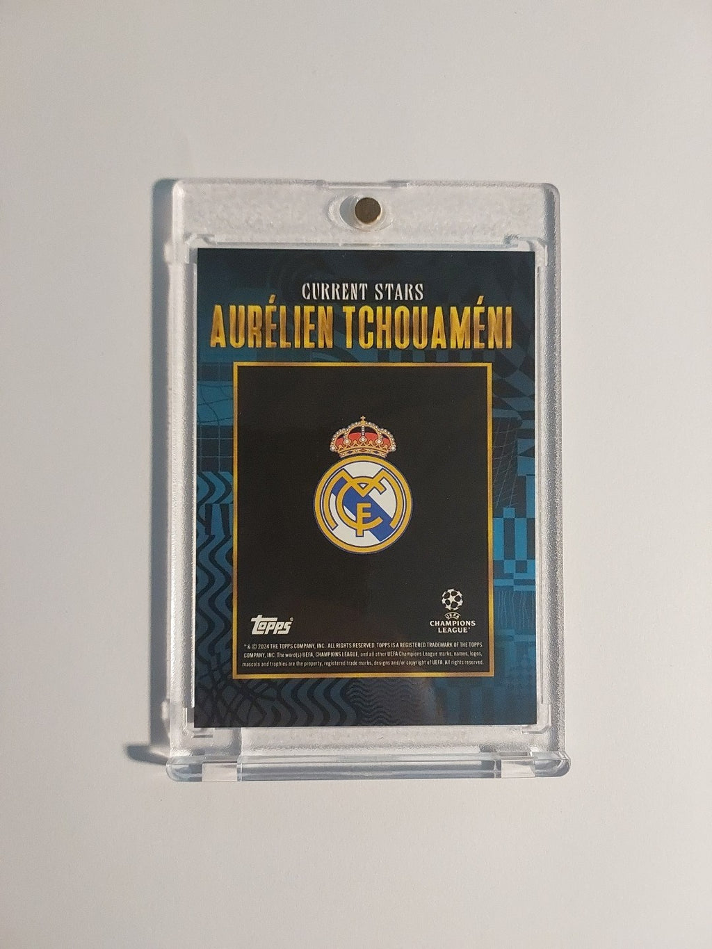 Topps UCC Gold 2024-25 Aurelien Tchouameni Real Madrid Parallel 37/49 Refractor – Bild 2