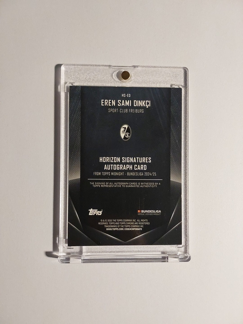 Topps Midnight Bundesliga 2024-25 Eren Sami Dinkci Auto Freiburg Parallel 11/12 – Bild 2