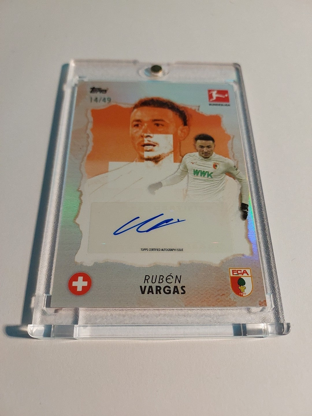 Topps International Stars 2024-25 Ruben Vargas Auto Augsburg Parallel 14/49 Rare – Bild 2