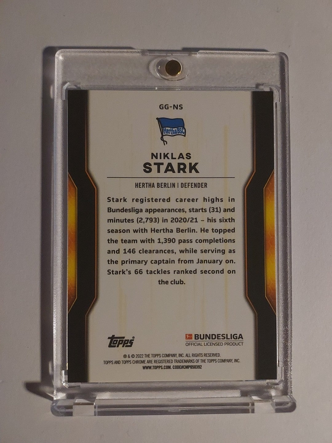 Topps Chrome Bundesliga 2021-22 Niklas Stark Hertha BSC Golden Limited Parallel – Bild 2