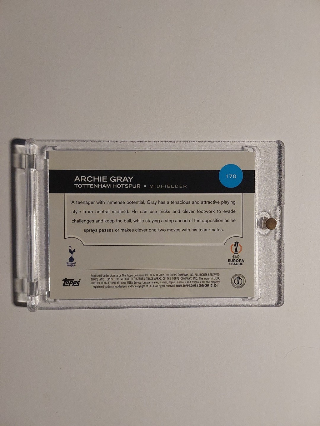 Topps UCC Flagship 2024-25 Archie Gray Tottenham Parallel 24/150 Refractor RC – Bild 2