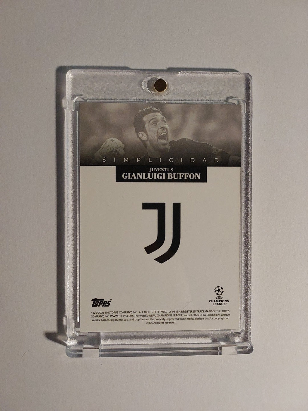 Topps Simplicidad 2024-25 Gianluigi Buffon Juventus Parallel Insert Ultra Rare – Bild 2