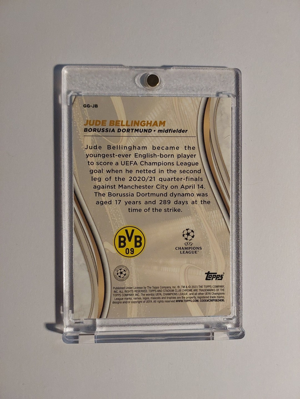Topps Stadium Club 2022-23 Jude Bellingham Dortmund Parallel Refractor Insert – Bild 2