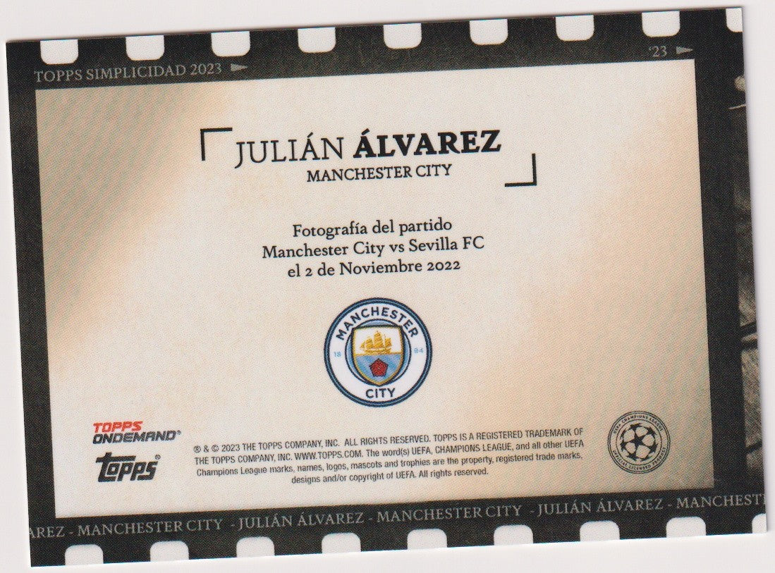 Topps Demand 2022-23 Julian Alvarez Manchester Rookie City Simplicidad Parallel – Bild 2
