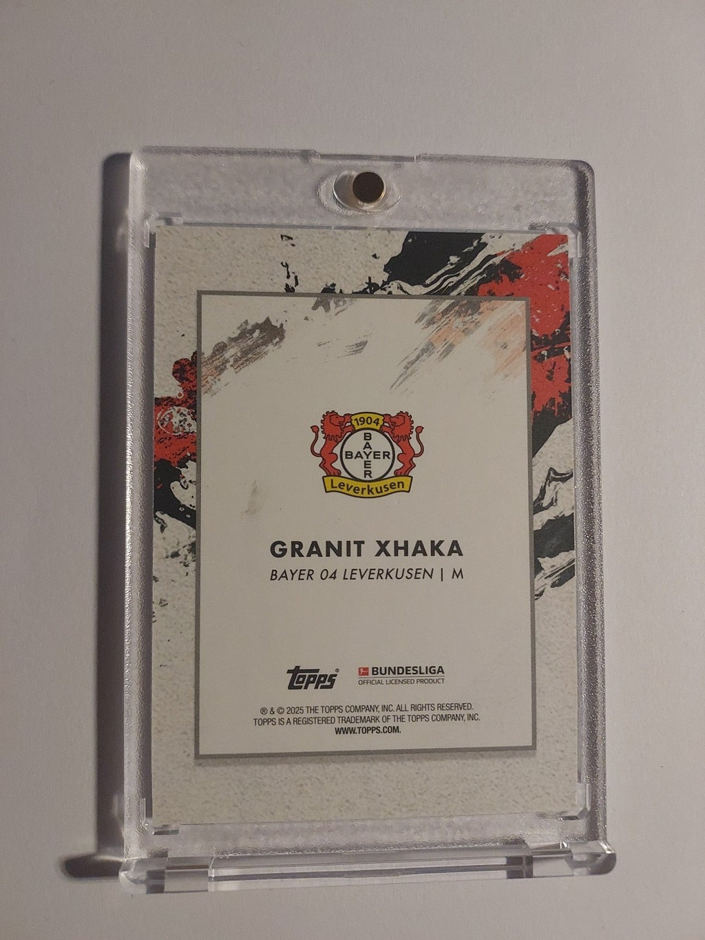 Topps Inception Bundesliga 24-25 Granit Xhaka Leverkusen Nummeriert 17/99 – Bild 3
