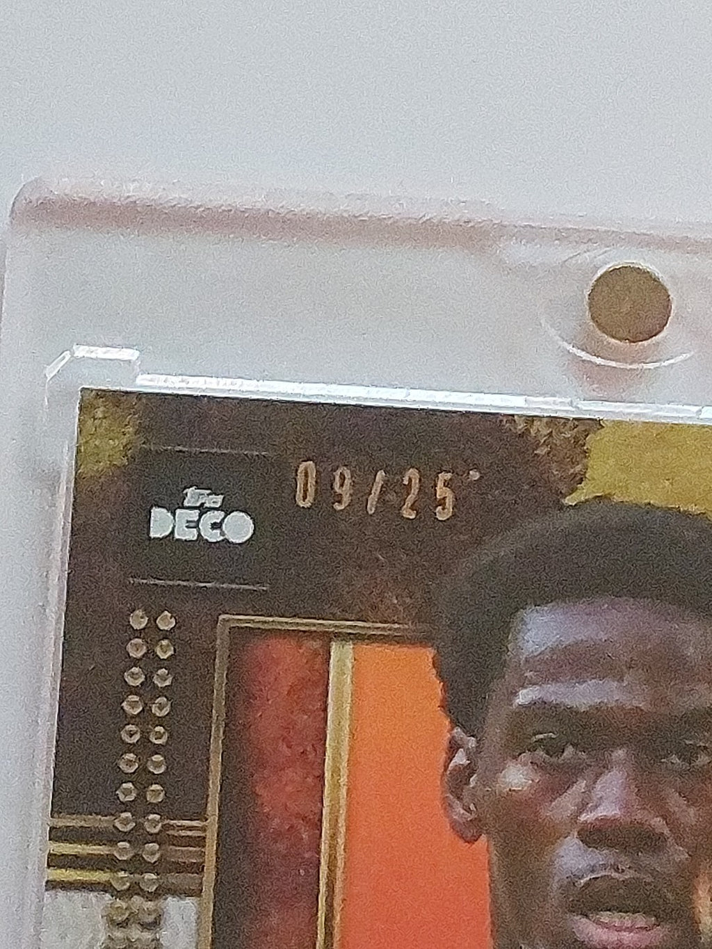 Topps UCC Deco 2025-26 Jonathan David Juventus Turin Parallel 9/25 Refractor Hit – Bild 3