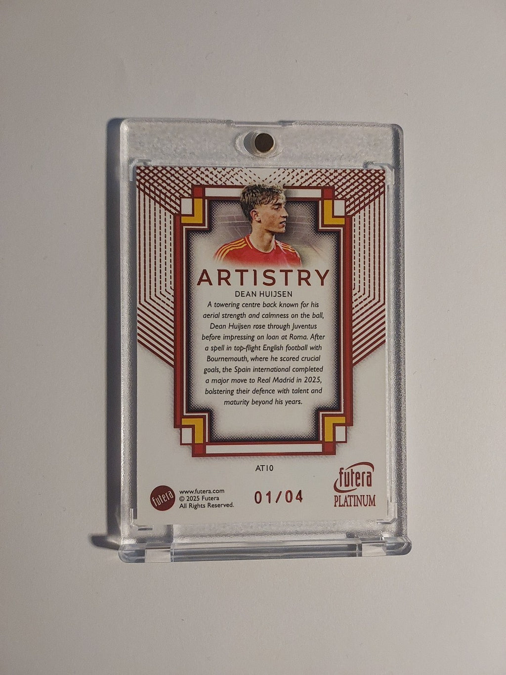 Futera Platinum 2025 Dean Huijsen Real Madrid Spanien Parallel 1/4 Refractor Hit – Bild 3