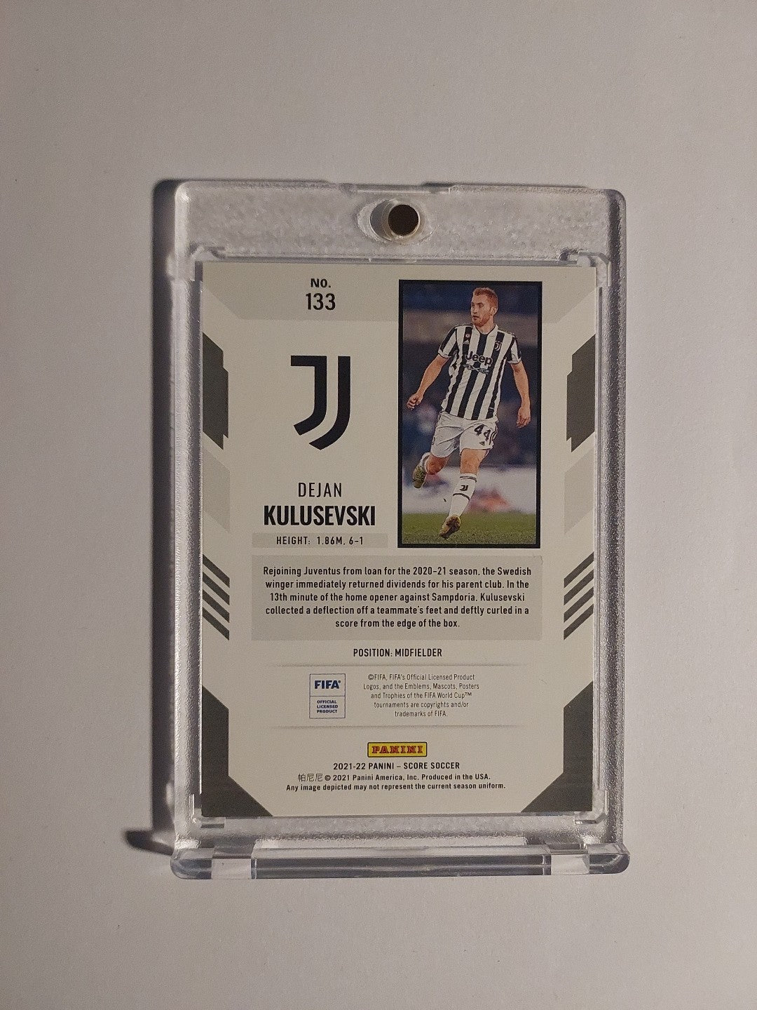 Panini Score 2021-22 Dejan Kulusevski Juventus Turin Parallel 4/49 Refractor Hit – Bild 3