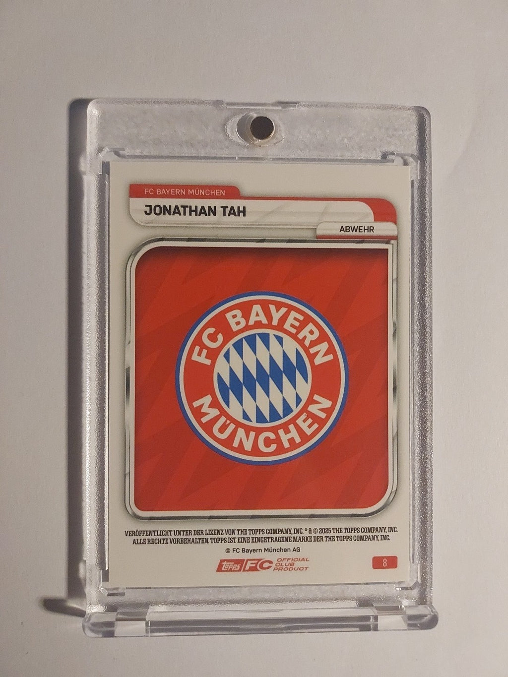 Topps Bayern Tin Collector 2025-26 Jonathan Tah Parallel 30/150 Ultra Rare Hit – Bild 3