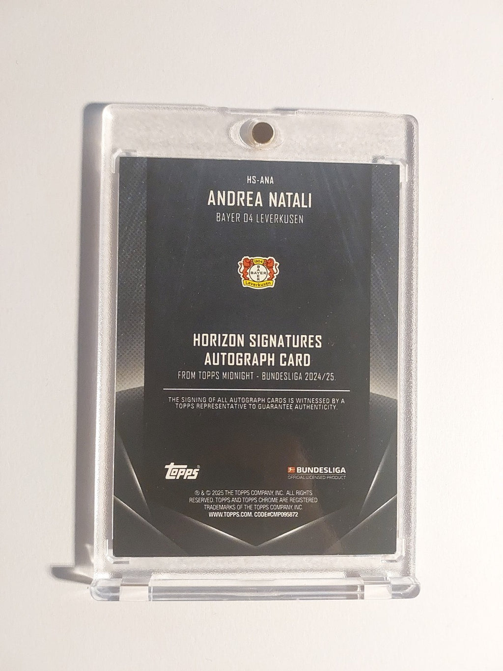 Topps Midnight Bundesliga 2024-25 Andrea Natali Leverkusen Auto Parallel 75/99 – Bild 3