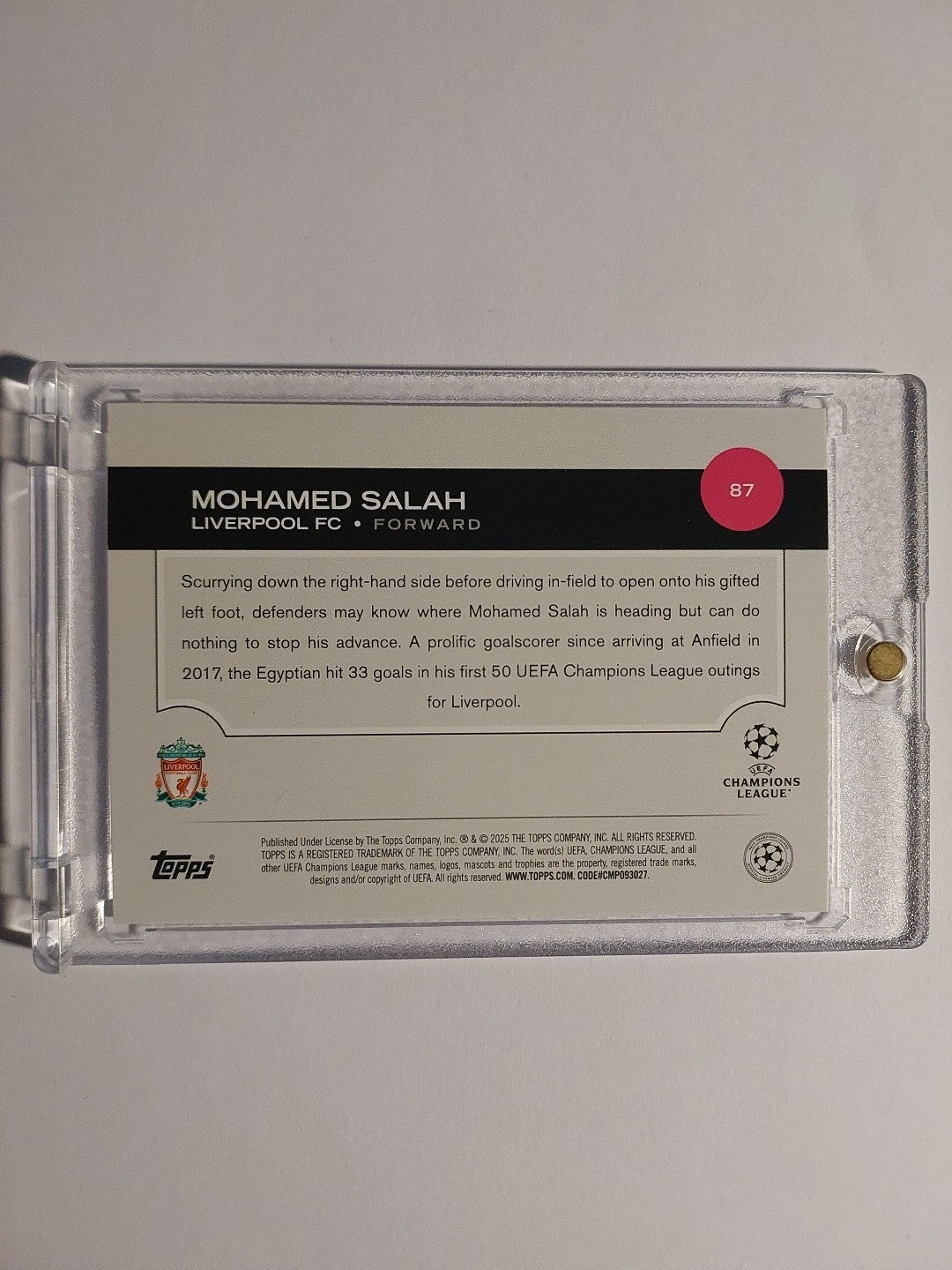 Topps UCC Flagship 2024-25 Mohamed Salah Liverpool Parallel Refractor Insert Hit – Bild 3