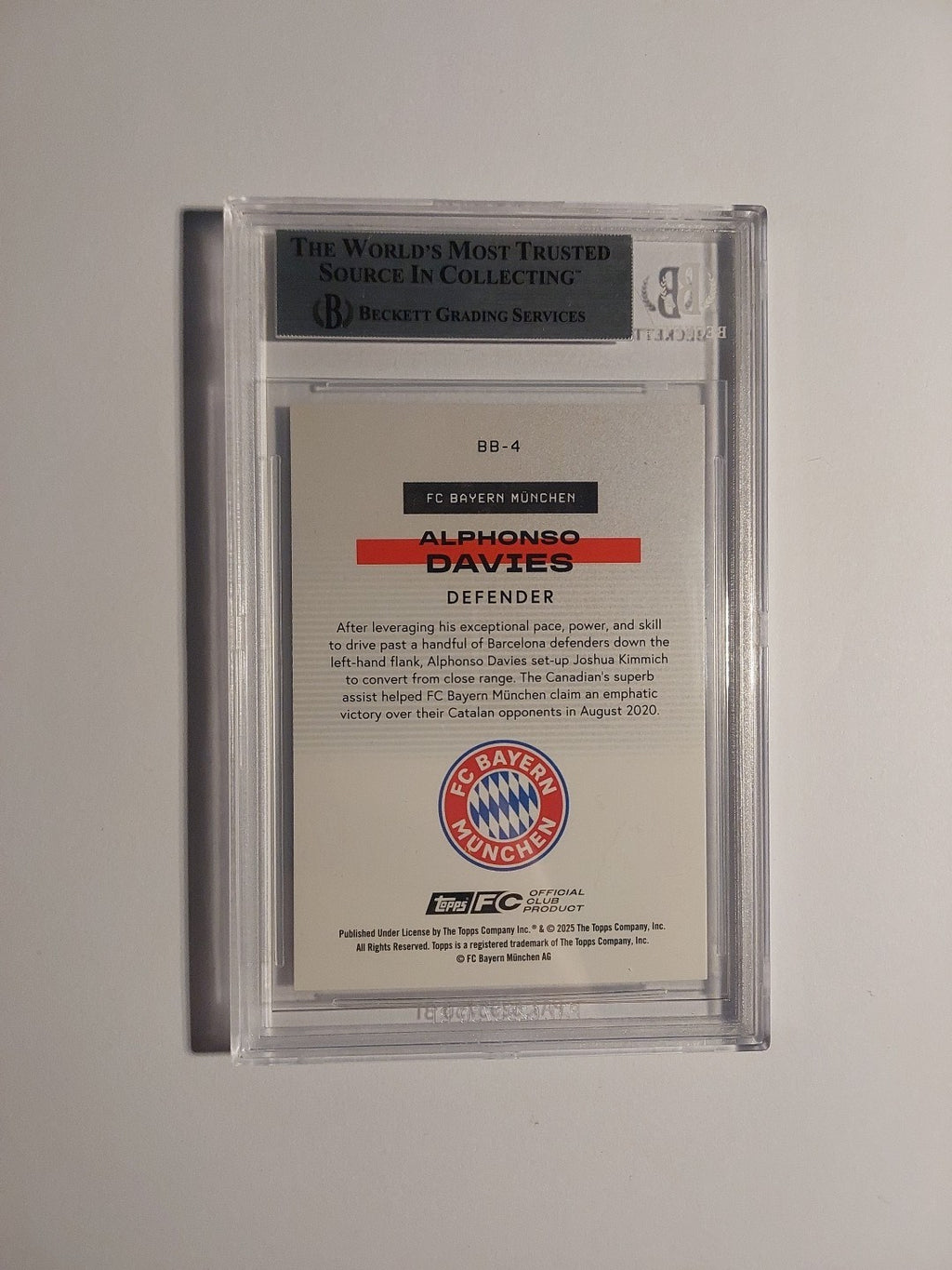 Topps Bayern München 2025-26 Alphonso Davies Parallel 5/5 Refractor BGS 8.5 PSA – Bild 3