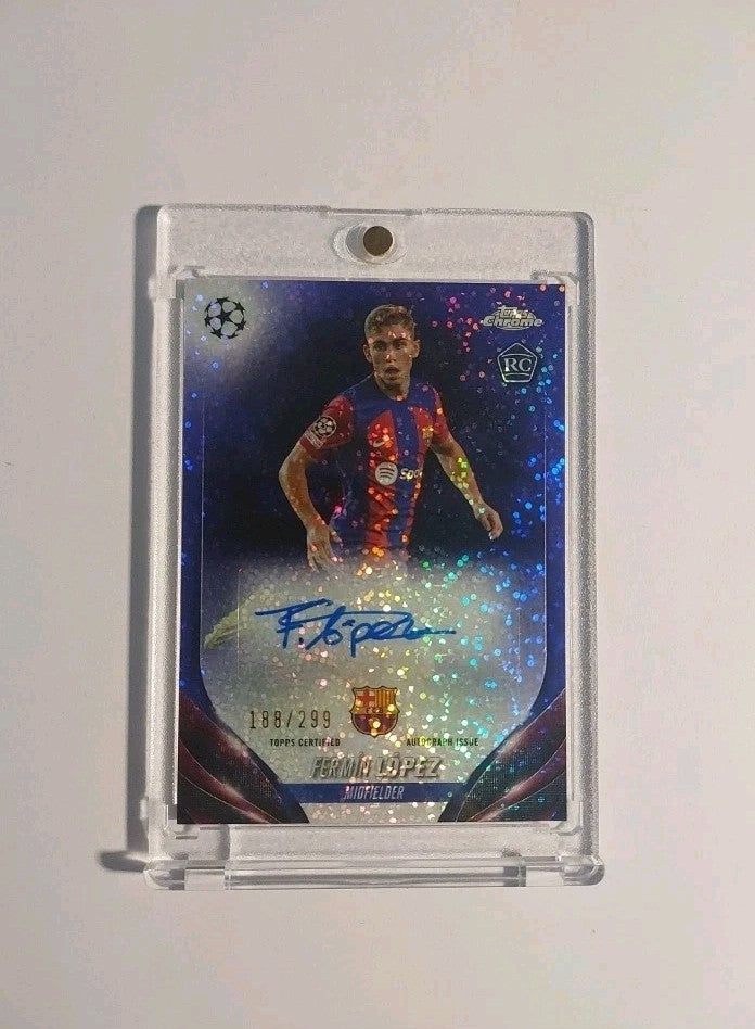 Topps Fußball Lot 40 Karten + 1 Garantierte Autogramm oder Patch + 1 Nummerierte – Bild 4