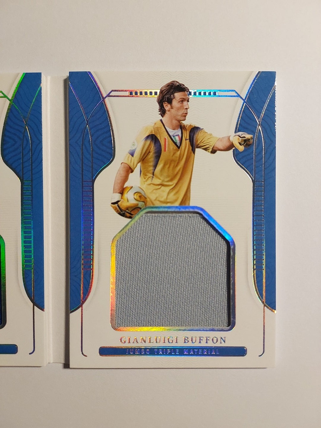 Panini 2021-22 Pirlo & Totti & Buffon Tripple Booklet Patch Relic Parallel 47/49 – Bild 4