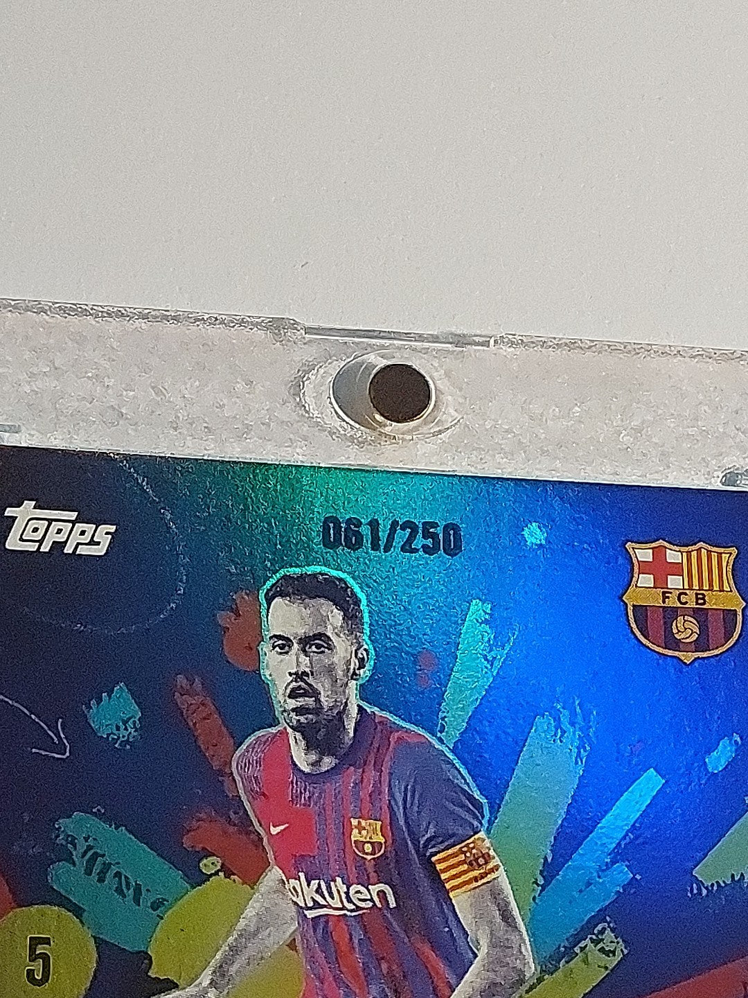 Topps Barcelona Team Set 2024-25 Sergio Busquets Patch Relic Parallel 61/250 Hit – Bild 4